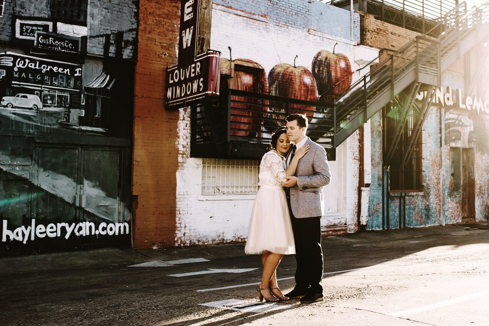 engagement session in deep ellum dallas