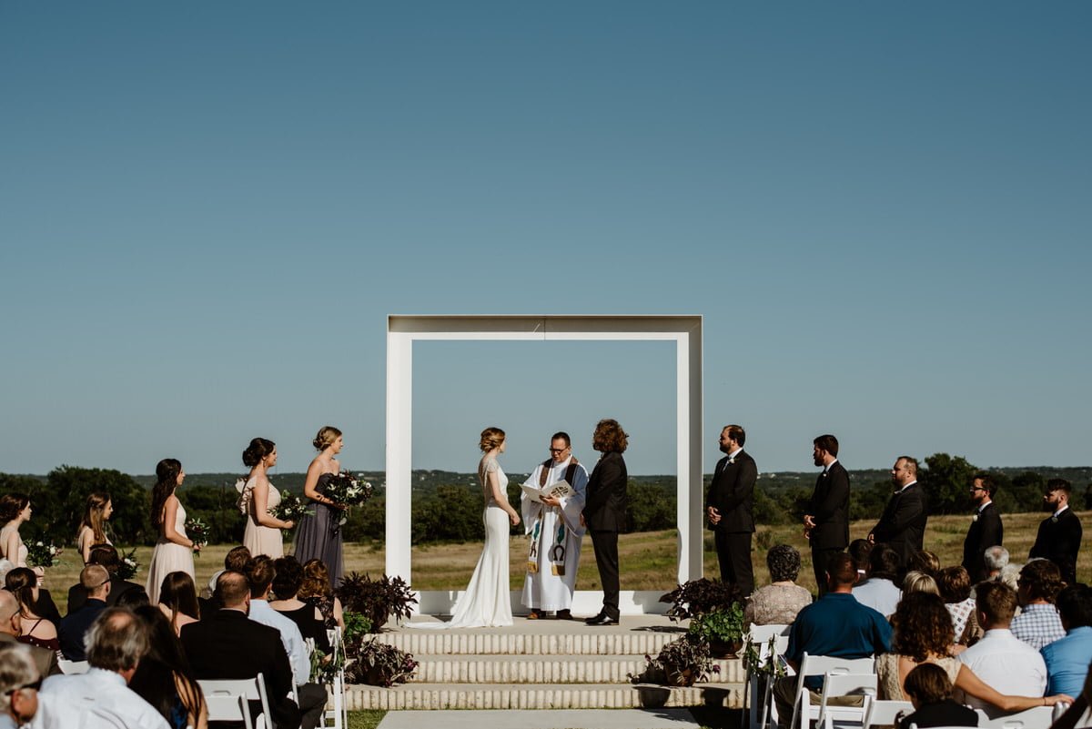 modern style wedding ceremony