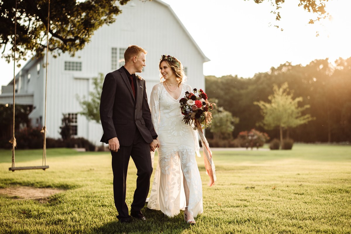 romantic lighting during bride and groom portraits