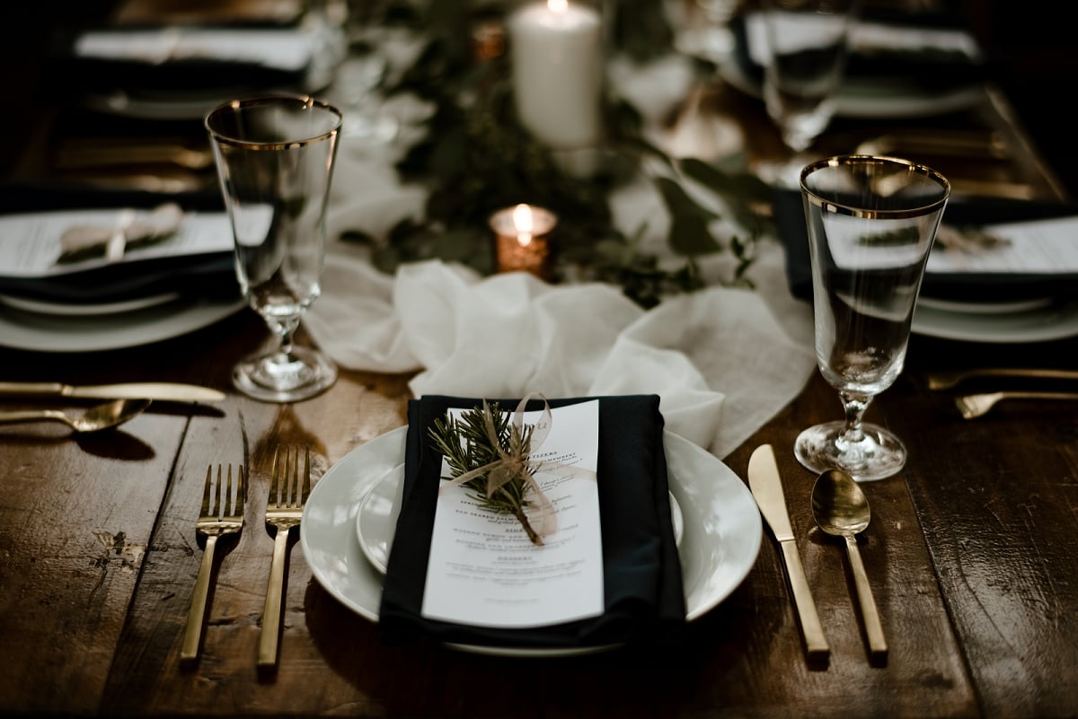 romantic table decor wedding