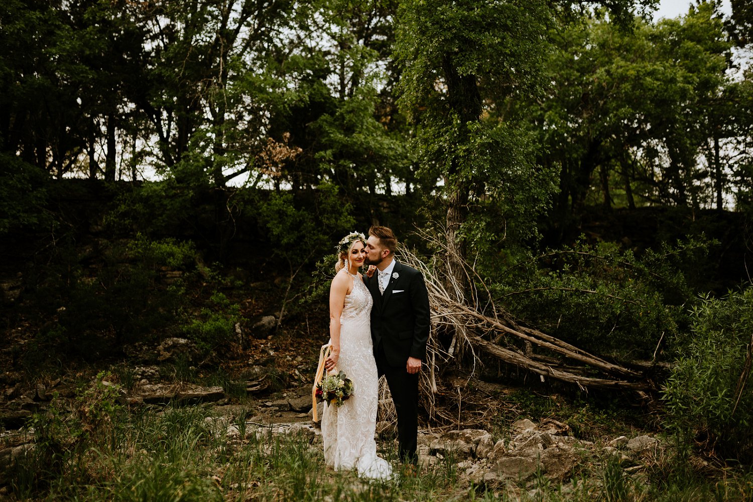 intimate backyard spring wedding in driftwood