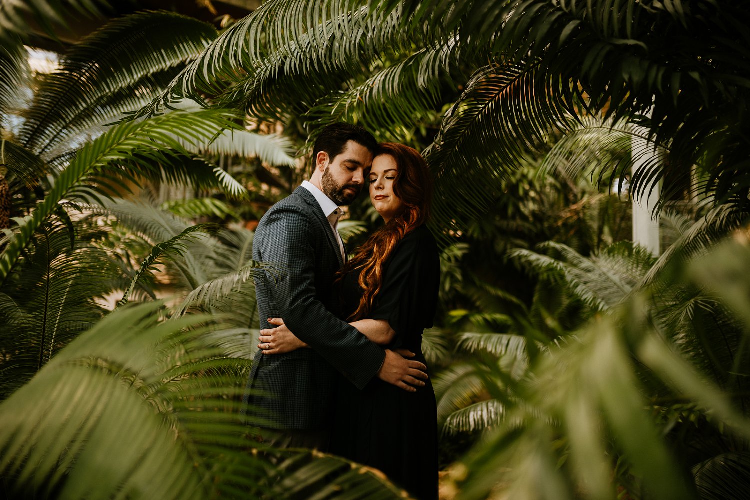 engagement session at greenhouse at driftwood
