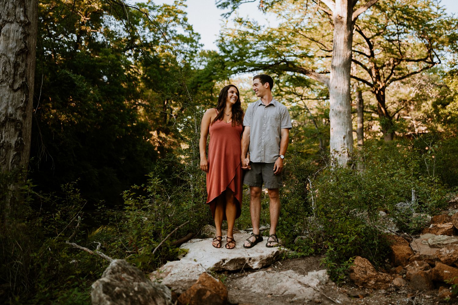 engagement session at mckinney falls state park